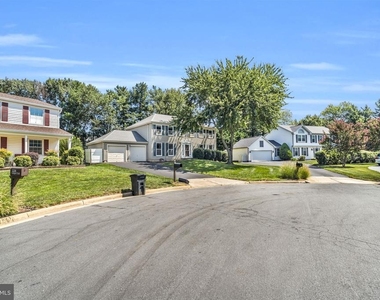 3204 Lockgate Court - Photo Thumbnail 54