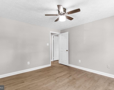 3204 Lockgate Court - Photo Thumbnail 37