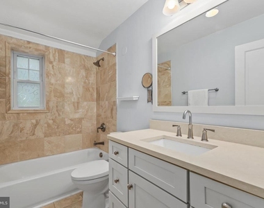 2722 Woodley Place - Photo Thumbnail 25