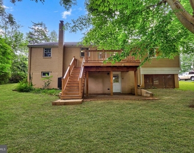 2722 Woodley Place - Photo Thumbnail 33