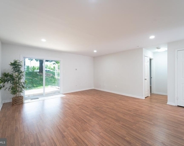 14421 Saguaro Place - Photo Thumbnail 3