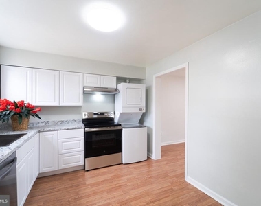 14421 Saguaro Place - Photo Thumbnail 13