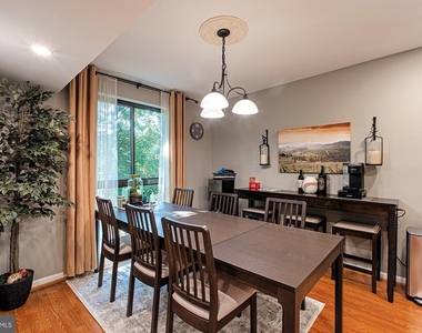 2037 Royal Fern Court - Photo Thumbnail 4