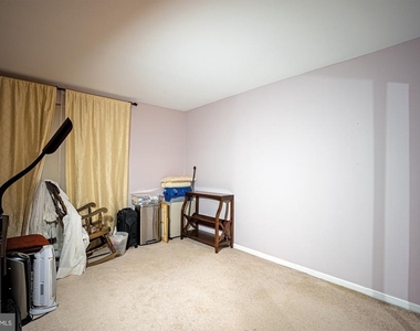 2037 Royal Fern Court - Photo Thumbnail 16