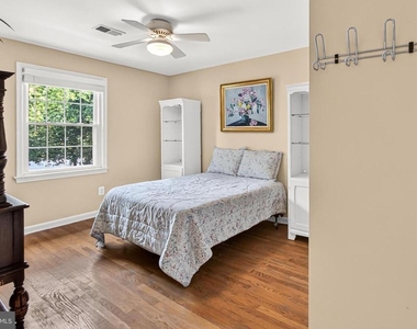 4720 Exeter Street - Photo Thumbnail 27