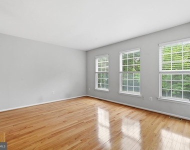 13222 Goose Pond Lane - Photo Thumbnail 9