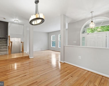 13222 Goose Pond Lane - Photo Thumbnail 5