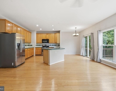 13222 Goose Pond Lane - Photo Thumbnail 10