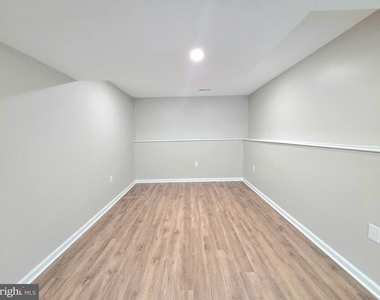 4331 Rolling Stone Way - Photo Thumbnail 23