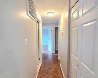 4331 Rolling Stone Way - Photo Thumbnail 10