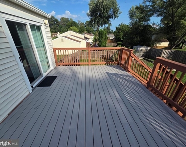 4331 Rolling Stone Way - Photo Thumbnail 31