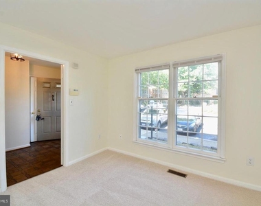 7378 Jiri Woods Court - Photo Thumbnail 4