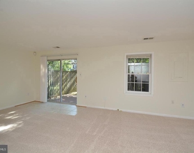 7378 Jiri Woods Court - Photo Thumbnail 25