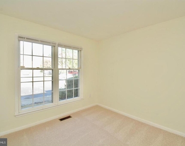7378 Jiri Woods Court - Photo Thumbnail 3