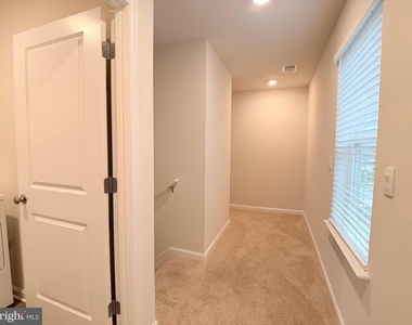 5201 Crooked Lane - Photo Thumbnail 20