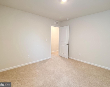 5201 Crooked Lane - Photo Thumbnail 27