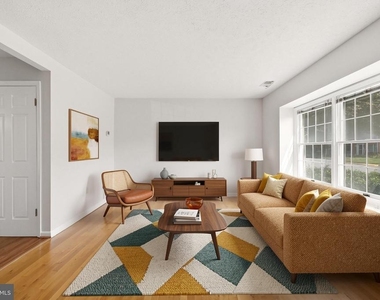 504 Tudor Drive - Photo Thumbnail 4