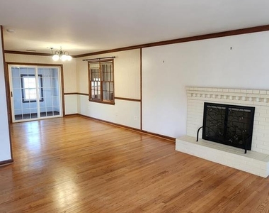 9839 Lees Mill Road - Photo Thumbnail 1