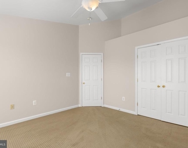 1105 Patrick Street - Photo Thumbnail 28