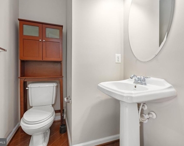 1105 Patrick Street - Photo Thumbnail 18