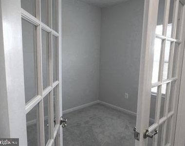 1024 Trestle Drive - Photo Thumbnail 14
