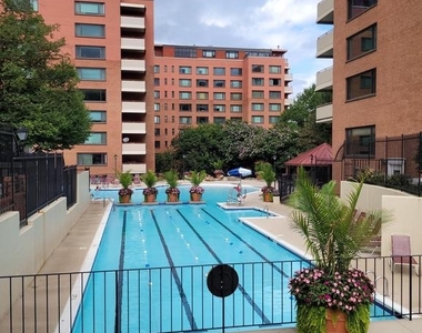 1021 Arlington Boulevard - Photo Thumbnail 20