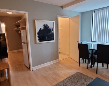 1021 Arlington Boulevard - Photo Thumbnail 6