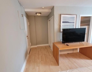 1021 Arlington Boulevard - Photo Thumbnail 16