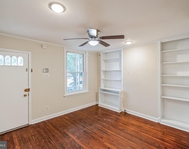 455 Ripka Street - Photo Thumbnail 2
