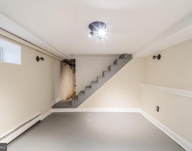 455 Ripka Street - Photo Thumbnail 13