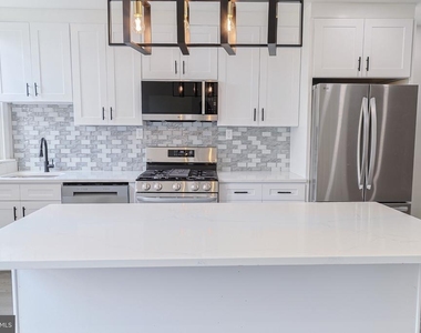 1542 S 57th Street - Photo Thumbnail 2