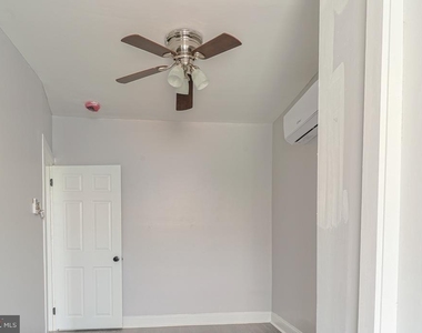 1542 S 57th Street - Photo Thumbnail 9