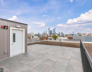 1533-1535 Ridge Avenue - Photo Thumbnail 16