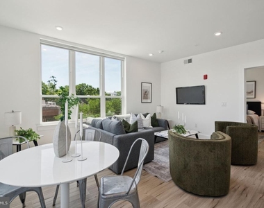 139 W Chelten Avenue - Photo Thumbnail 4
