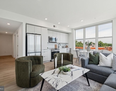 139 W Chelten Avenue - Photo Thumbnail 3