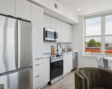 139 W Chelten Avenue - Photo Thumbnail 6