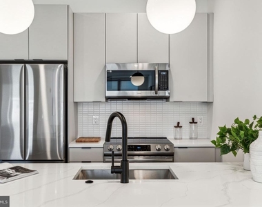 139 W Chelten Avenue - Photo Thumbnail 4