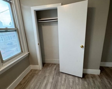 6135 Hegerman Street - Photo Thumbnail 4