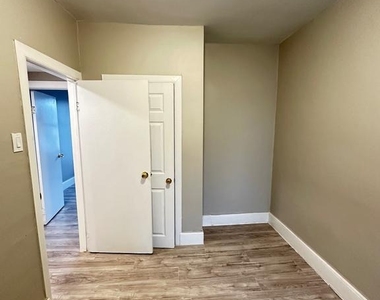 6135 Hegerman Street - Photo Thumbnail 21