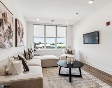139 W Chelten Avenue - Photo Thumbnail 12