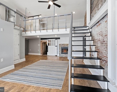 310 N Water Street - Photo Thumbnail 18