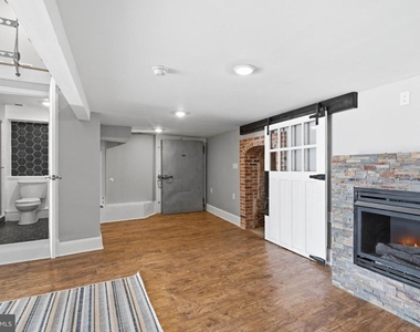 310 N Water Street - Photo Thumbnail 13