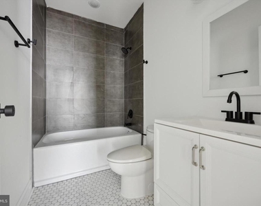 1614 Ridge Avenue - Photo Thumbnail 20