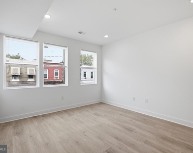 3974 Reno Street - Photo Thumbnail 6