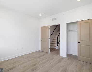 3974 Reno Street - Photo Thumbnail 16