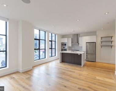 240 N 2nd Street - Photo Thumbnail 4