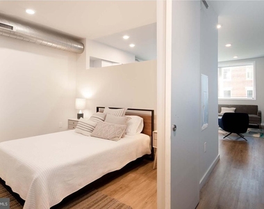 2120 E York Street - Photo Thumbnail 15
