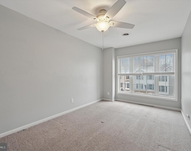 100 Parker Avenue - Photo Thumbnail 12