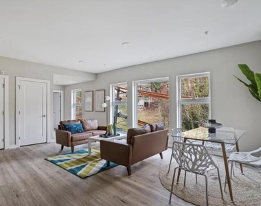 3515 Midvale Avenue - Photo Thumbnail 4