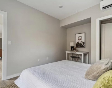 3515 Midvale Avenue - Photo Thumbnail 14